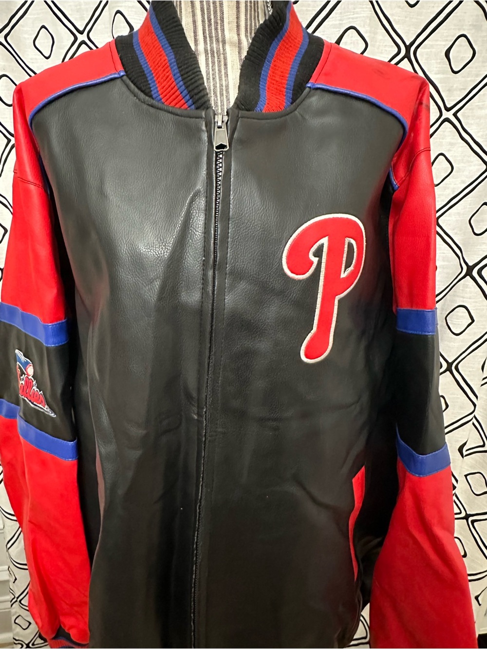 Men's Philadelphia Phillies licensed faux leather jacket in black and red